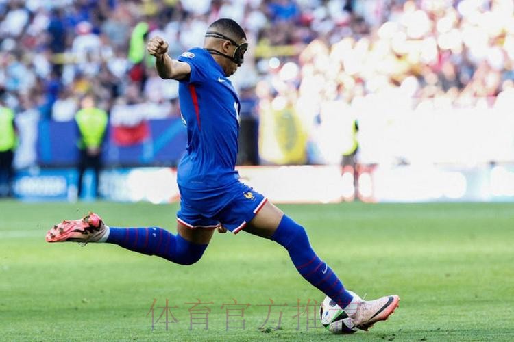 旧将:安帅想让姆巴佩扮演本泽马的角色但太合适 旧将:安帅想让姆巴佩扮演本泽马的角色但太合适